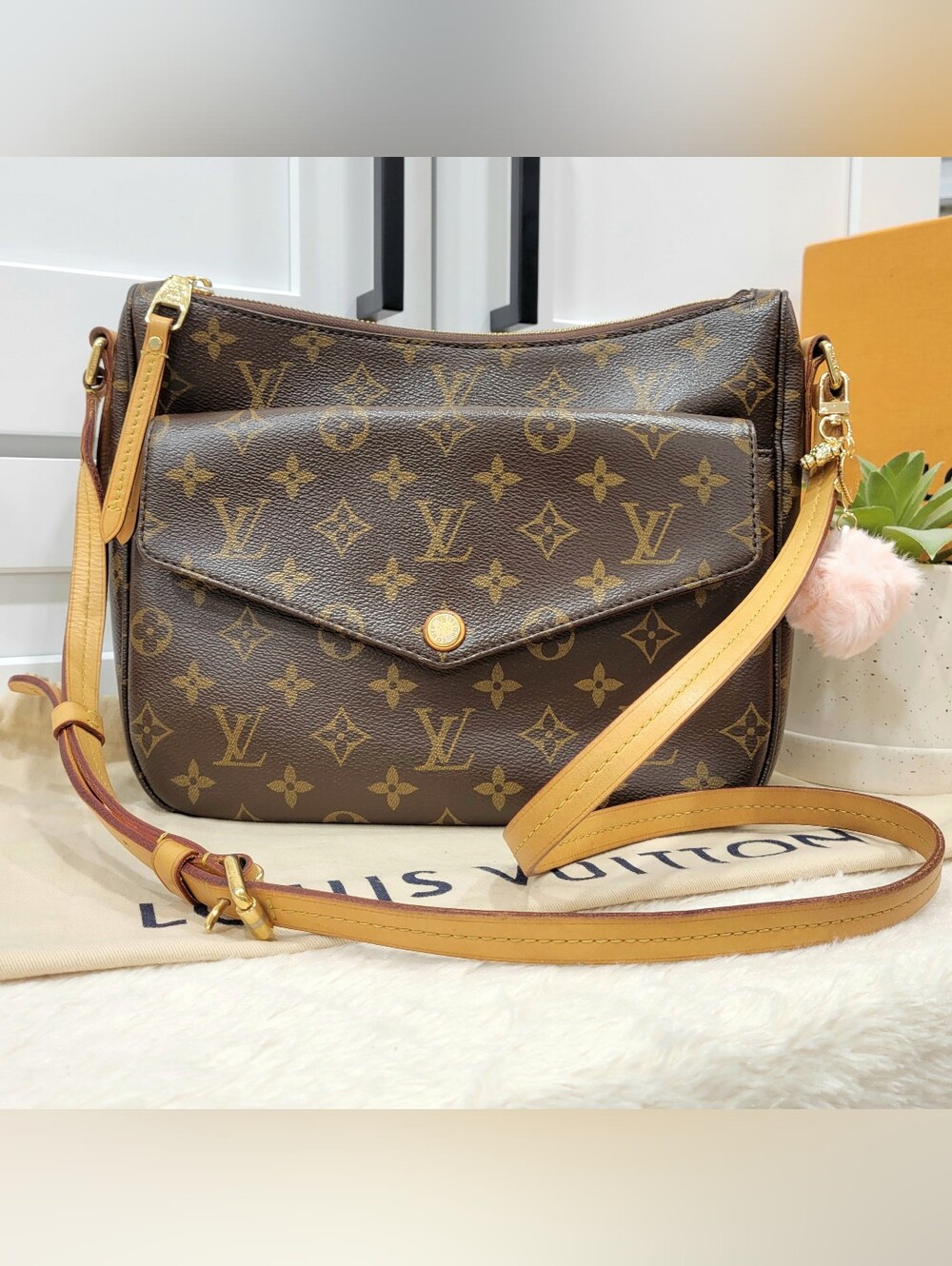 💕DISCONTINUED Very Rare Crossbody/Shoulder LOUIS VUITTON Mabillon Monogram